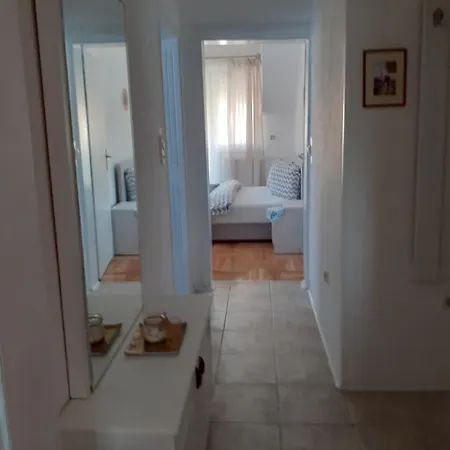 Komforni Apartment *